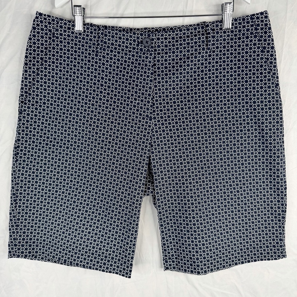Talbots Mid Rise Shorts Women's 14P (36x9.5) Navy White Stretch Cotton 4 Pocket